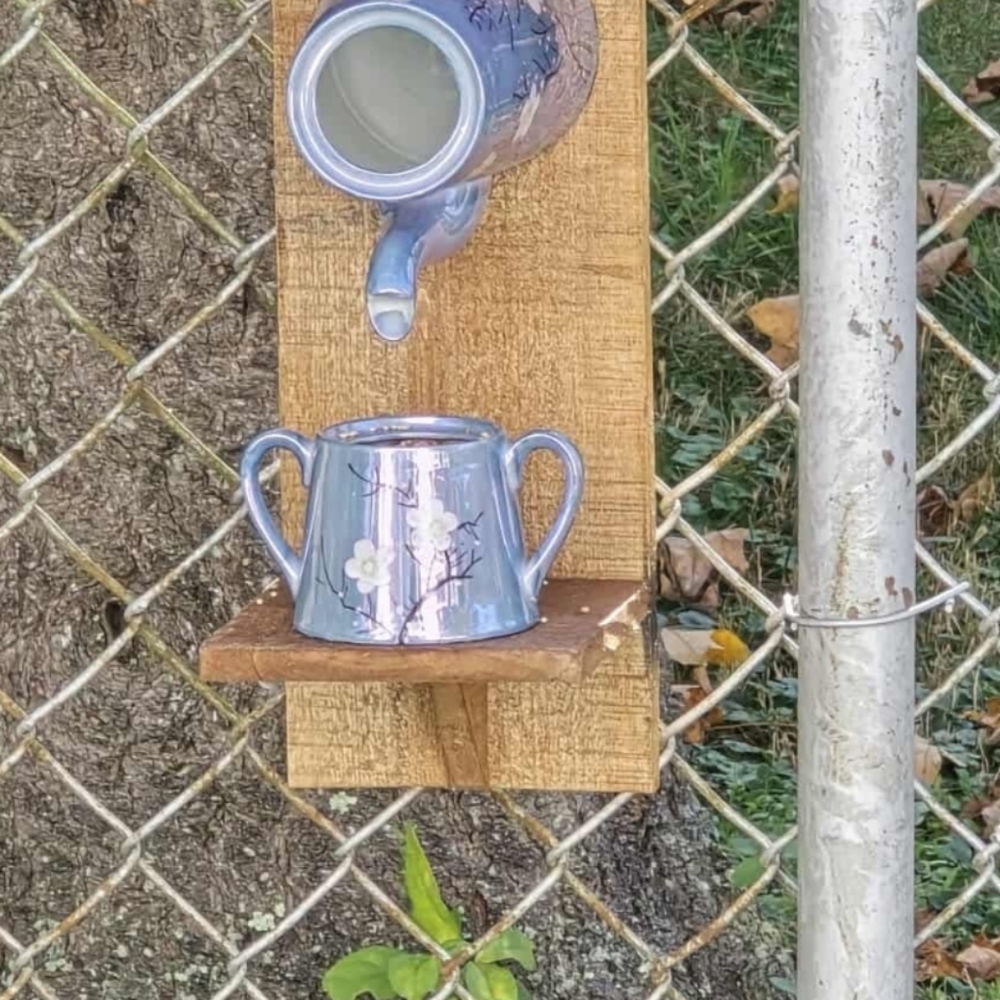 Rustic Wooden Handcrafted Bird Feeder Teapot Blue Bird Cafe - Picture 11 of 16